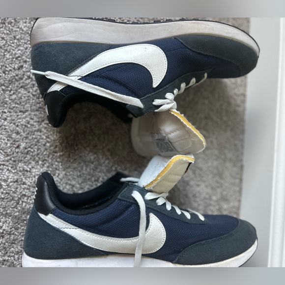 Mens Nike Navy Blue waffle track sneakers size 10.5 - Picture 3 of 7